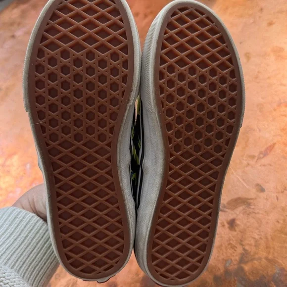 Vans Kids Slip-On Sneakers - Black and Green Glow in the Dark Shark Print - Picture 5 of 6